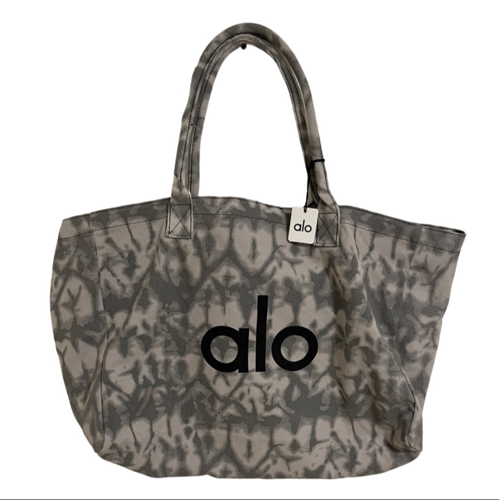 Alo Yoga Shopper Tote